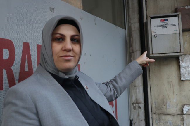 Kadın muhtar 40 kız çocuğu gelin olmaktan kurtardı